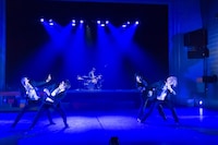 ニヴァンテ「ライトな兄弟」より。