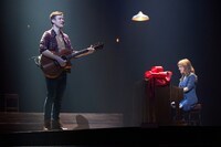 「ブロードウェイミュージカル『ONCE ダブリンの街角で』イン コンサート」より。（撮影：清水隆行）