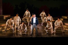 日台混成チームによる坊っちゃん劇場「KANO」が開幕