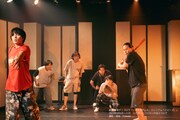 劇団 身体ゲンゴロウ 第6回公演「ノストラダムス、ミレニアムベイビーズ。」より。