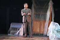 PARCO劇場開場50周年記念シリーズ「桜の園」フォトコールより。