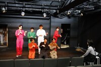 舞台「劇場を潰すな！」より。