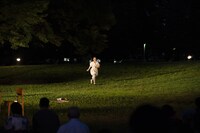 堀川炎「窓の外の結婚式」より。（撮影：冨田了平）