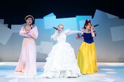 劇団うりんこ 50周年記念公演「フングリコングリ」より。