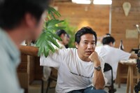 酒と話「どんちゃん港」より。（撮影：鈴木竜一朗）