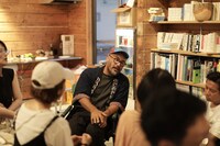 酒と話「どんちゃん港」より。（撮影：鈴木竜一朗）