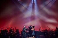 「ディズニー・ブロードウェイ・ヒッツ feat.アラン・メンケン supported by ディズニー★ JCBカード」より。（撮影：Maho Korogi）