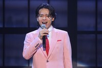「SHINE SHOW! シャイン・ショウ！」より。