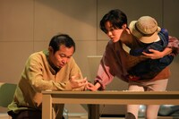 シス・カンパニー公演「いつぞやは」より。（撮影：宮川舞子）