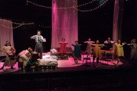 演劇集団 円「ヨーコさん」より。