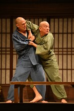 ゴツプロ！ 第8回公演「イノレバカ」より。（撮影：渡邉和弘）