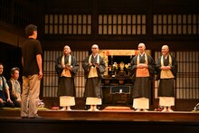 ゴツプロ！ 第8回公演「イノレバカ」より。（撮影：渡邉和弘）