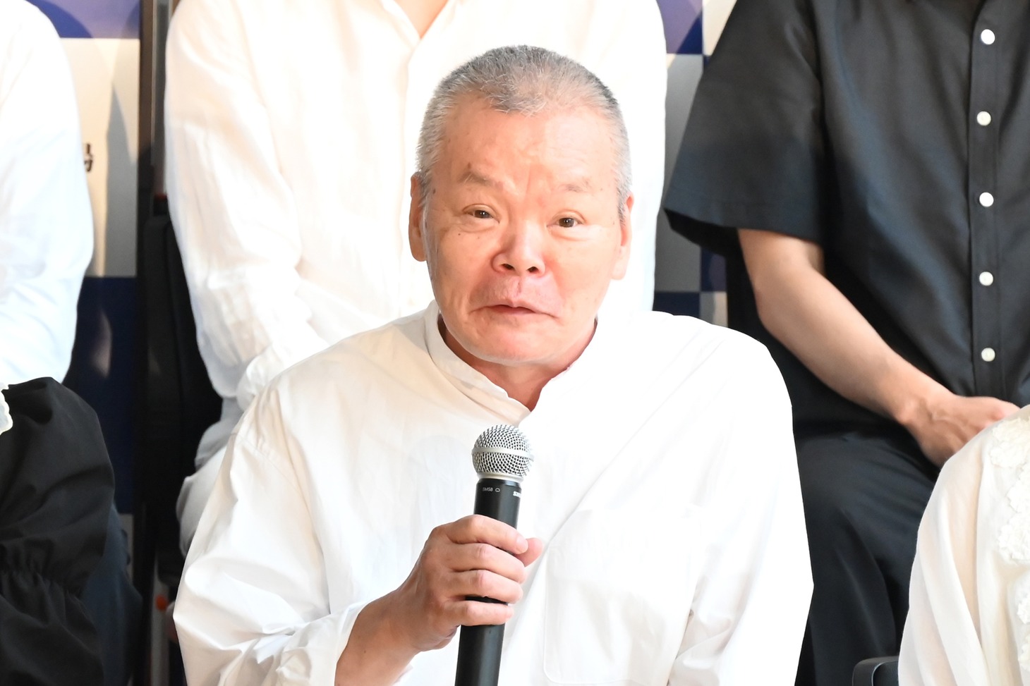 吉村直