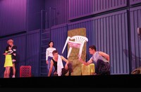 PARCO PRODUCE 2023「橋からの眺め」より。（撮影：御堂義乘）