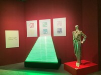 「神戸阪急meets宝塚歌劇展」展示イメージ。