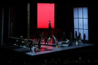 岡山芸術創造劇場 ハレノワ 開館事業 こけら落とし公演「メデア」より。（撮影：飯島隆）