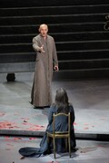 岡山芸術創造劇場 ハレノワ 開館事業 こけら落とし公演「メデア」より。(撮影:飯島隆)