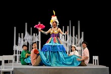 劇団うりんこ「わたしとわたし、ぼくとぼく」過去公演より。