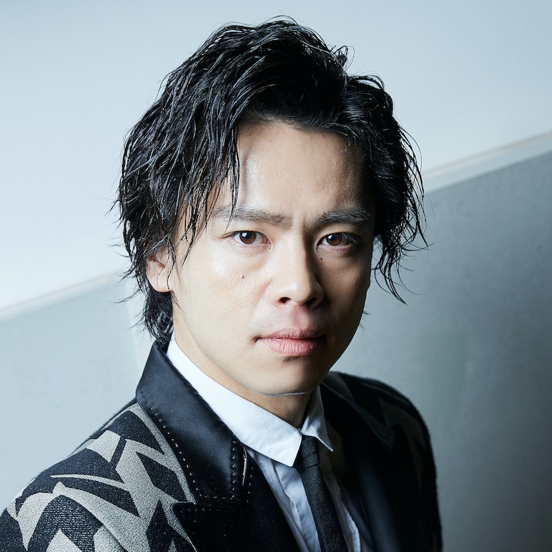 中川晃教