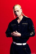 井阪郁巳扮する龍宮寺堅。