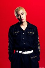 平野泰新扮する林良平。