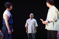 劇団東京夜光「fragment」より。（撮影：神ノ川智早）