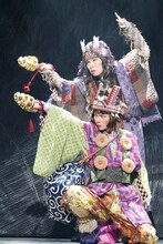 「劇団☆新感線43周年興行・秋公演 いのうえ歌舞伎『天號星』」より。（撮影：田中亜紀）