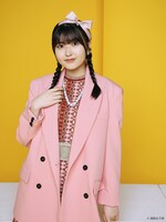 岡村美波のビジュアル。