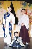 左から北翔海莉、美治、藤山扇治郎。（撮影：桂秀也）