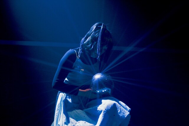 妖精大図鑑の過去の公演より。（撮影：福本剛士）