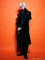 赤羽流河扮する御影。