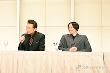 左から船越英一郎、新木宏典。