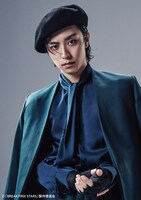 阿部顕嵐のビジュアル。