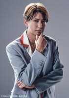 吉岡佑のビジュアル。