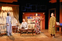 トム・プロジェクト プロデュース「沼の中の淑女たち」より。