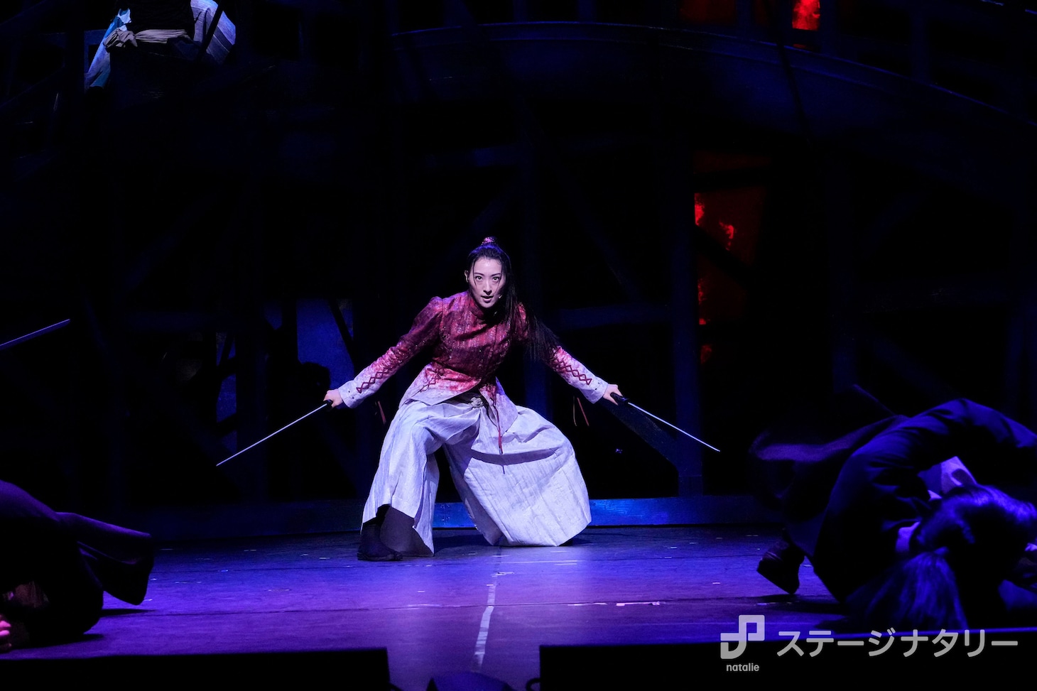 ミュージカル「天翔ける風に」より。（撮影：藤井光永）