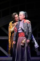 ミュージカル「天翔ける風に」より。（撮影：藤井光永）