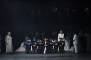 東京二期会オペラ劇場「ドン・カルロ〈新制作〉」より。(写真提供:公益財団法人東京二期会 / 撮影:寺司正彦)