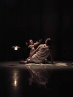 「YSee」初演より。（撮影：関暁）