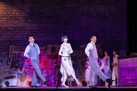 ブロードウェイ・ミュージカル「ロジャース / ハート」より。（撮影：岡千里）