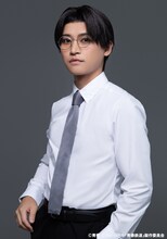 登野城佑真扮する日比谷線。