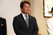 香川県小豆島町町長で「高峰秀子生誕100年プロジェクト」実行委員会の大江正彦会長。