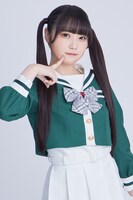 三笠マーヤ役の佐藤美波。