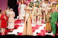 ミュージカル「チャーリーとチョコレート工場」開幕記念会見より。