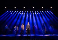 NAPPOS PRODUCE 舞台「仮面山荘殺人事件」より。(c)引地信彦