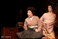 演劇ユニット新派の子 錦秋公演 河竹黙阿弥没後百三十年「新編 糸桜」より。（撮影：塚田史香）