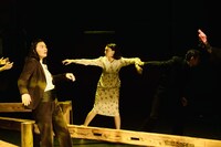 トランスレーション・マターズ上演プロジェクト第2弾「エミリア・ガロッティ／折薔薇」より。（撮影：ホンダアヤノ）