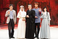 シェイクスピア、ダークコメディ交互上演「尺には尺を」会見の様子。（撮影：引地信彦）