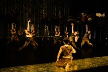 Noism×鼓童「鬼」より。（撮影：村井勇）