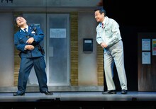 劇団スーパー・エキセントリック・シアター 第61回本公演「ミュージカル・アクション・コメディー『ラスト★アクションヒーロー～地方都市に手を出すな～』」より。